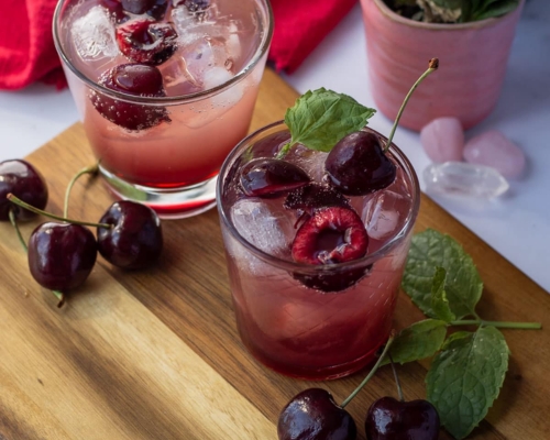 cach-pha-che-cooktail-cherry-berry
